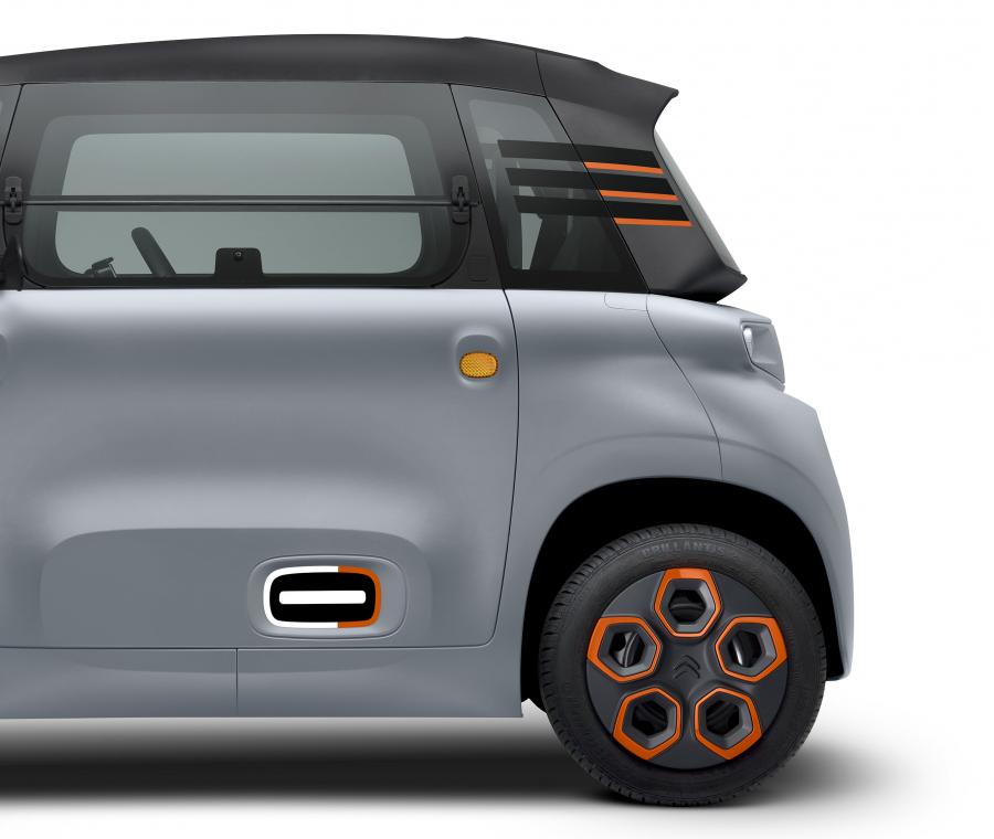 Детали экстерьера Citroen Ami 2020 года  (фото 10 из 54)